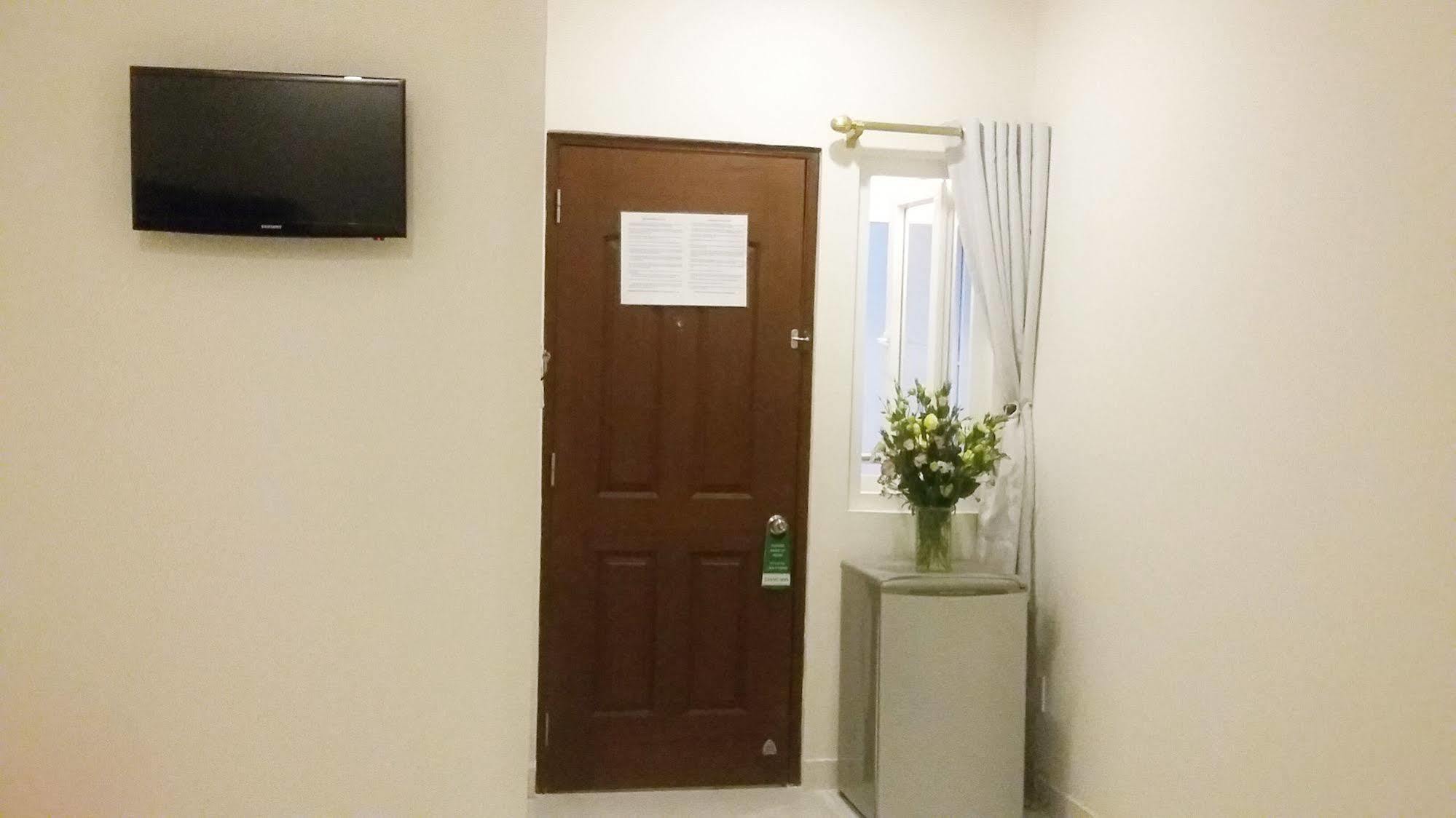 Giang Son 3 Hotel Хошимин Екстериор снимка